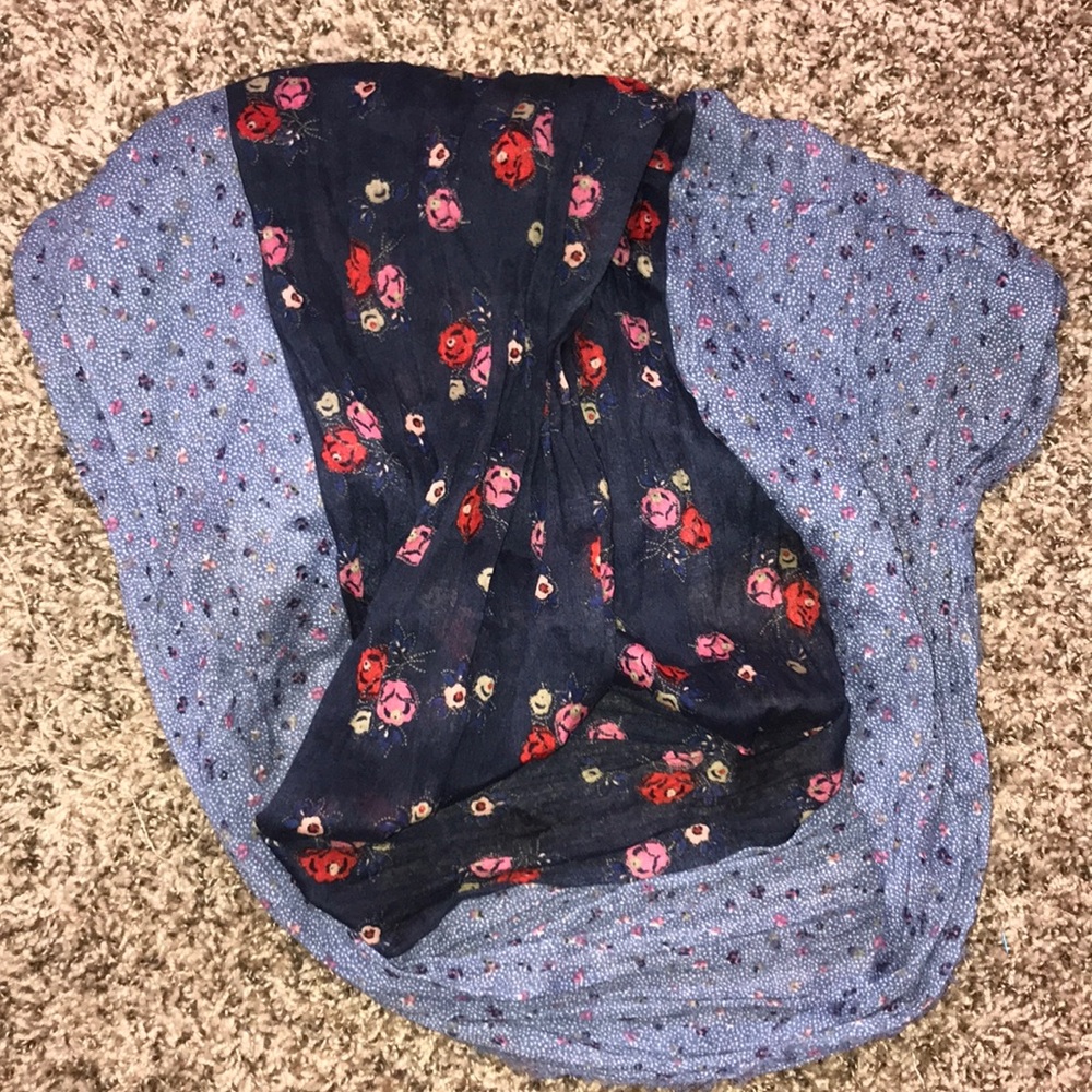 American Eagle floral infinity scarf